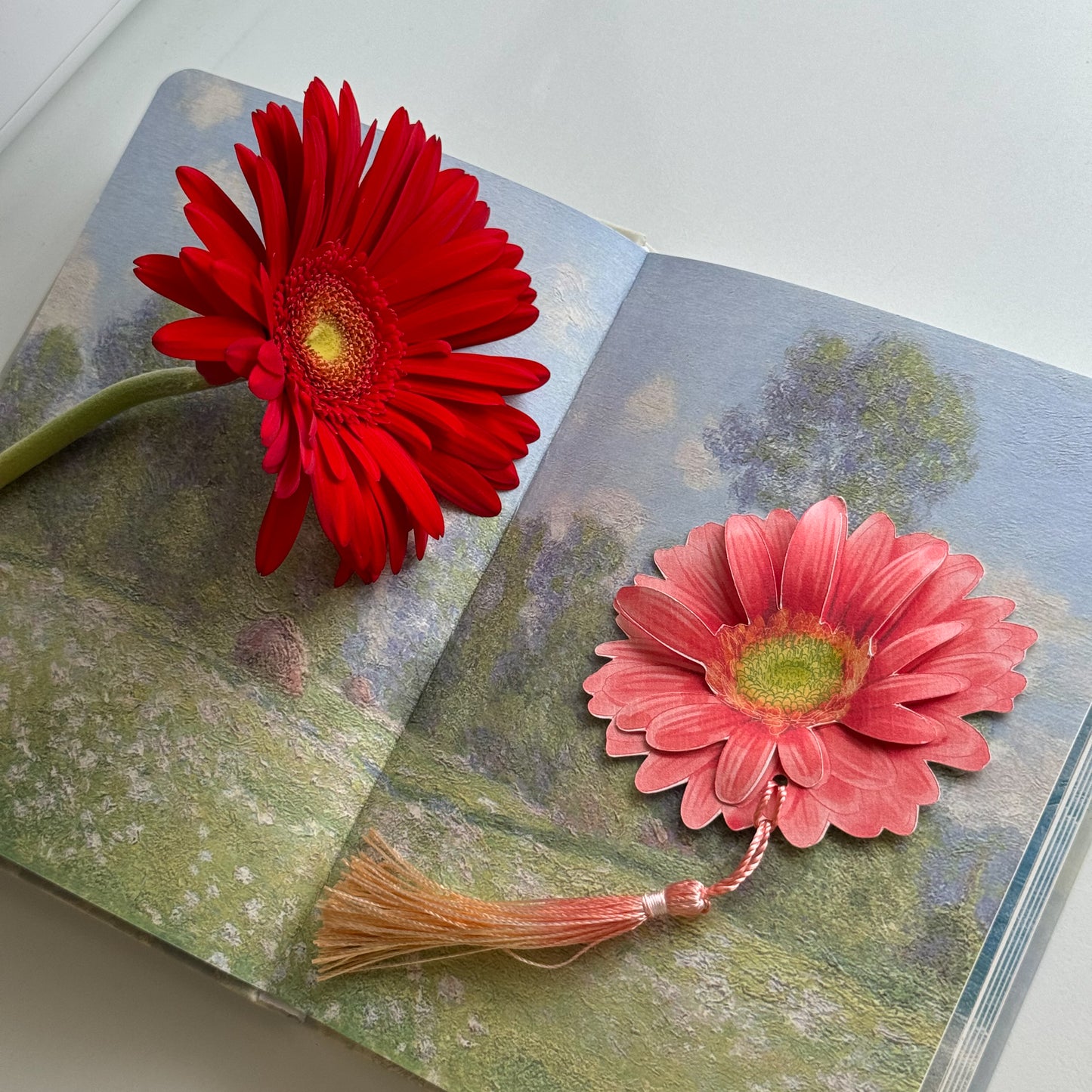 Gerbera Flower Bookmark No.05