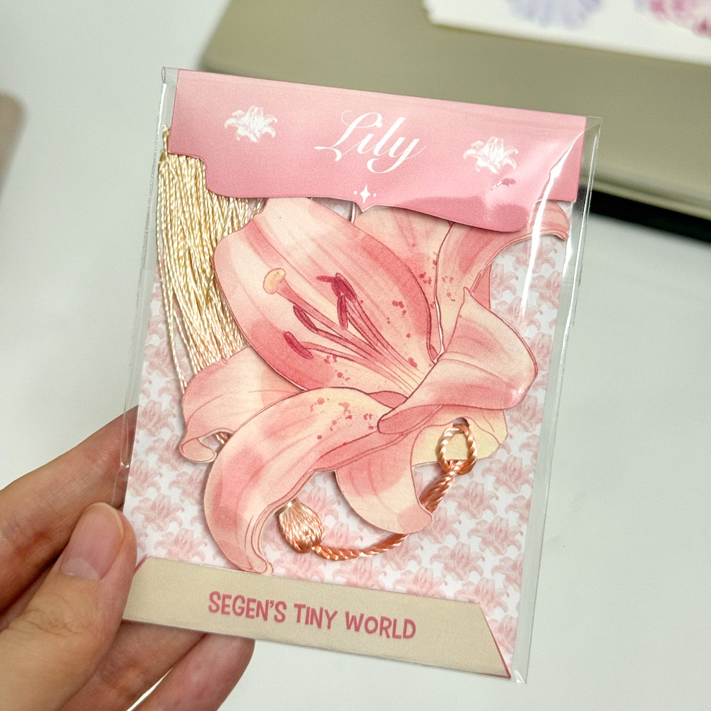 Lily Flower Bookmark No.01